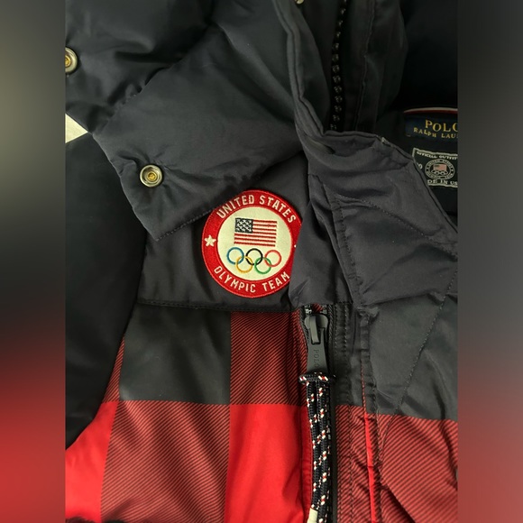 2022 USA Team Olympic Hooded
Puffer Jacket - Picture 7 of 11